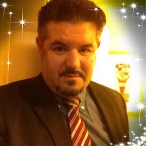 Meet your Posher, Adam